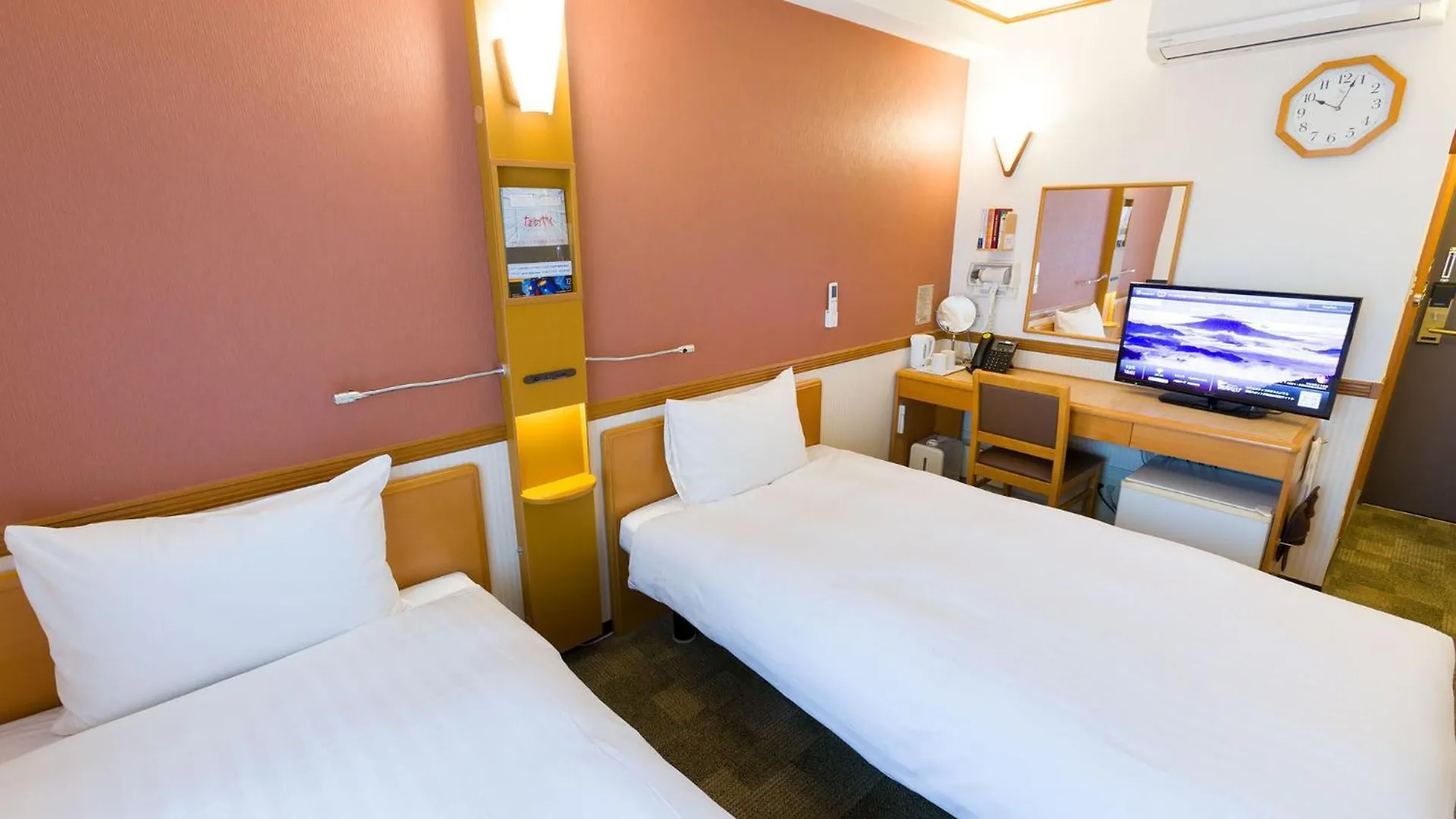 Toyoko Inn Kyoto Gojo-Karasuma Hotel