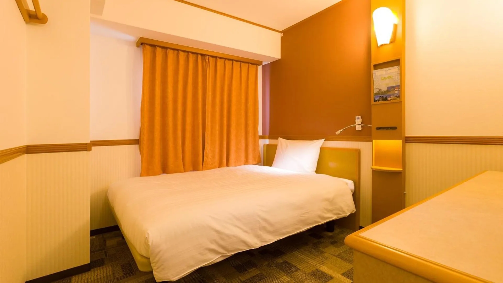 Toyoko Inn Kyoto Gojo-Karasuma 3*,